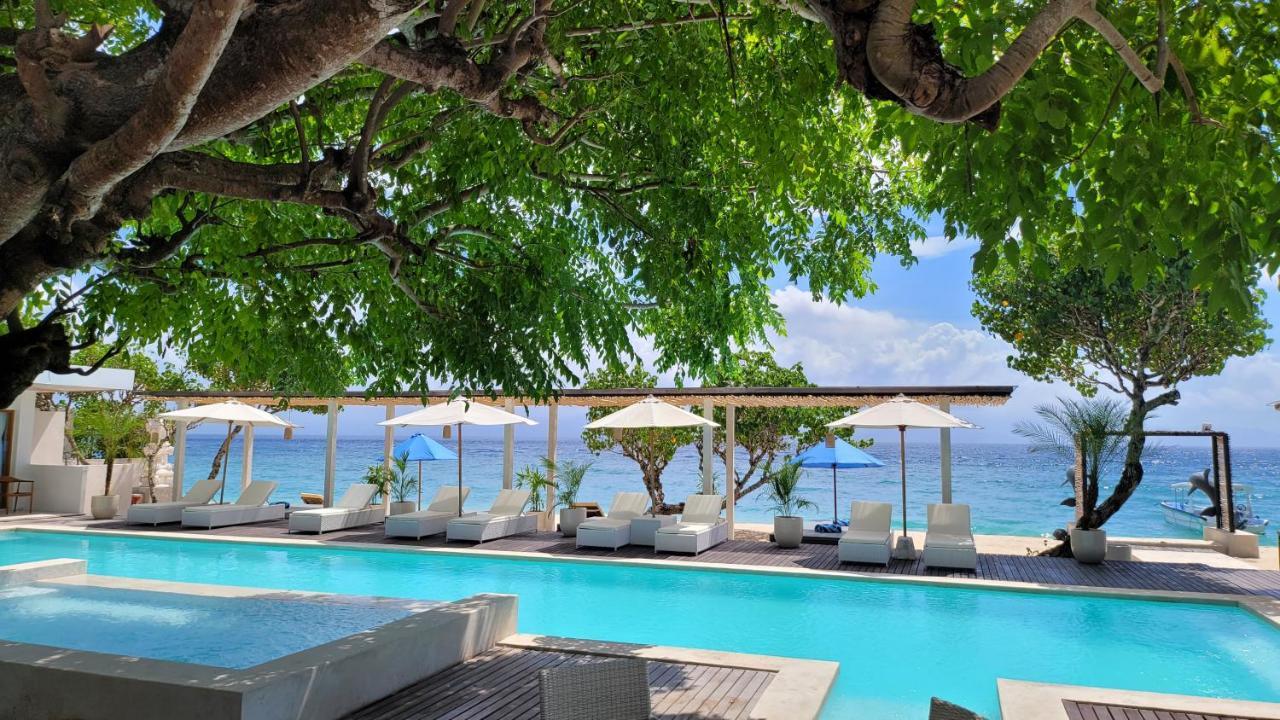 Amp Beach House Toyapakeh Ngoại thất bức ảnh
