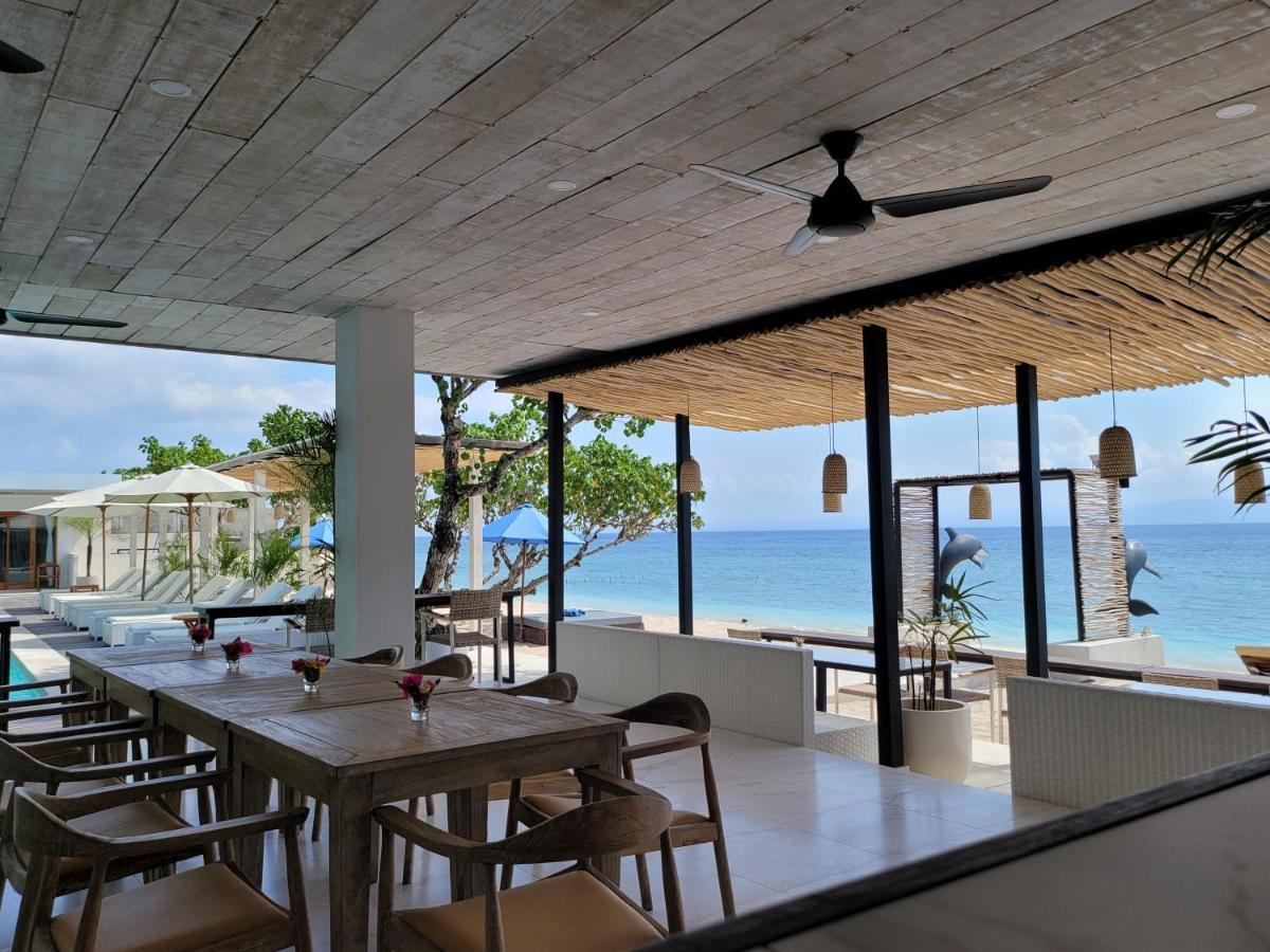 Amp Beach House Toyapakeh Ngoại thất bức ảnh