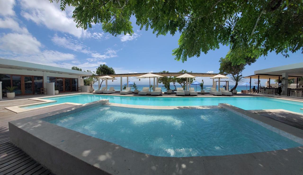 Amp Beach House Toyapakeh Ngoại thất bức ảnh