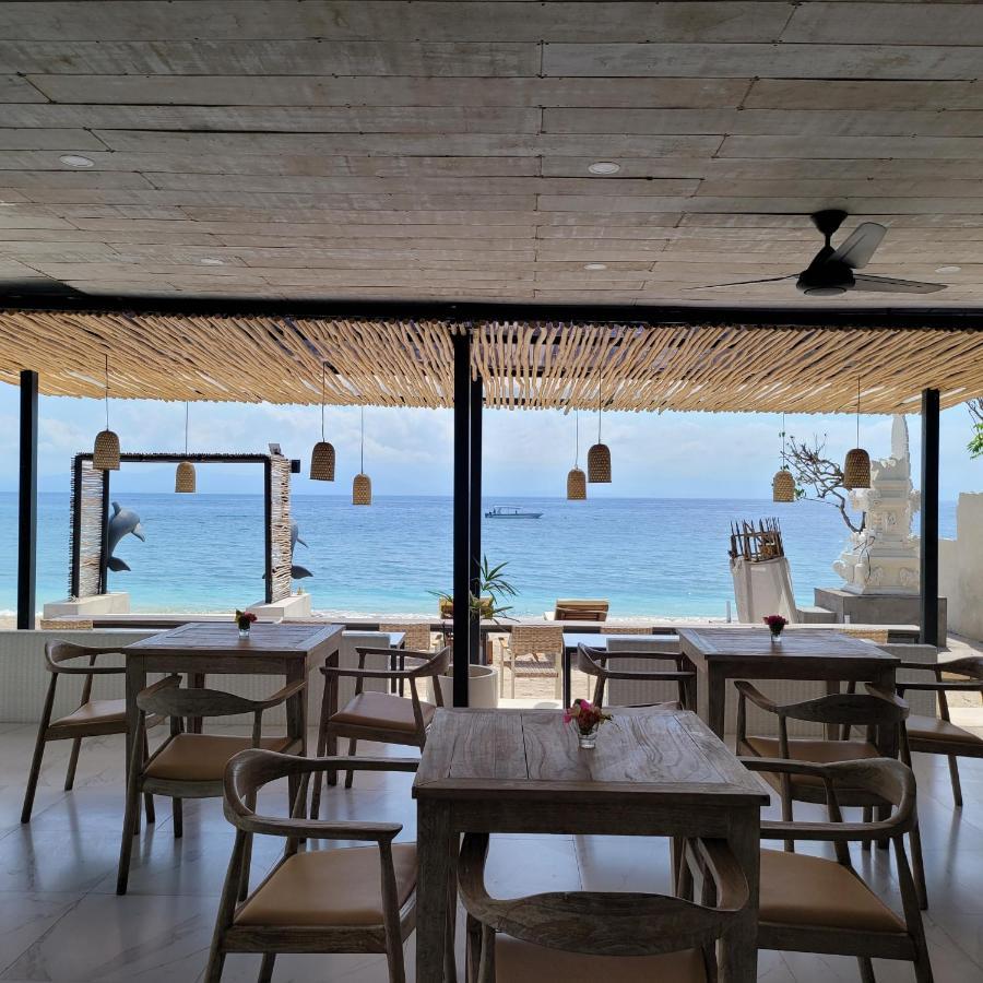 Amp Beach House Toyapakeh Ngoại thất bức ảnh